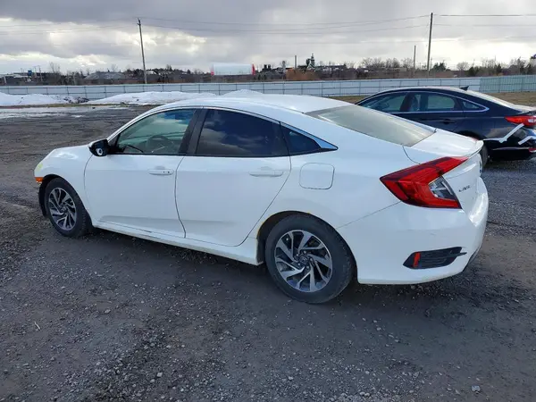 2HGFC2F69JH029553 2018 HONDA CIVIC - Image 2
