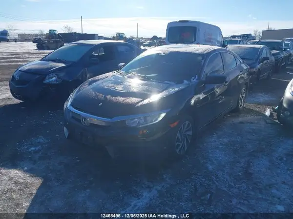 2HGFC2F69JH043727 2018 HONDA CIVIC - Image 2