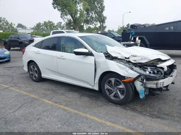 2HGFC2F69KH532629 2019 HONDA CIVIC - Image 1
