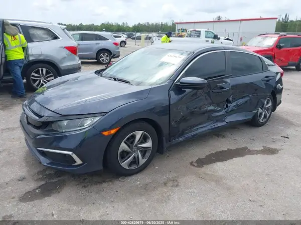 2HGFC2F69KH583726 2019 HONDA CIVIC - Image 2