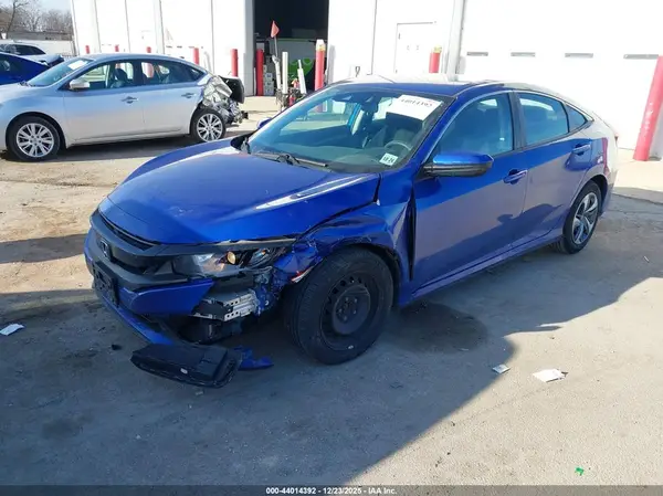 2HGFC2F69KH598713 2019 HONDA CIVIC - Image 2
