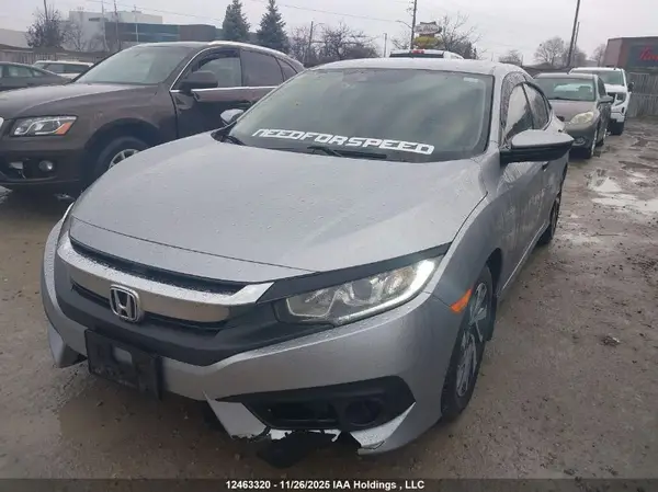 2HGFC2F6XJH030498 2018 HONDA CIVIC - Image 2