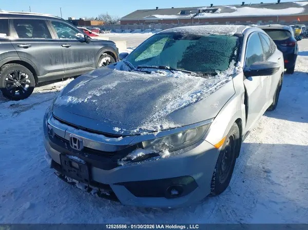 2HGFC2F6XJH038066 2018 HONDA CIVIC - Image 2