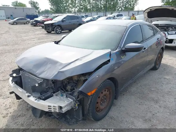 2HGFC2F6XJH038889 2018 HONDA CIVIC - Image 2