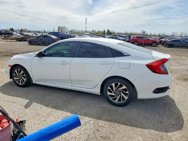 2HGFC2F6XJH040402 2018 HONDA CIVIC - Image 2