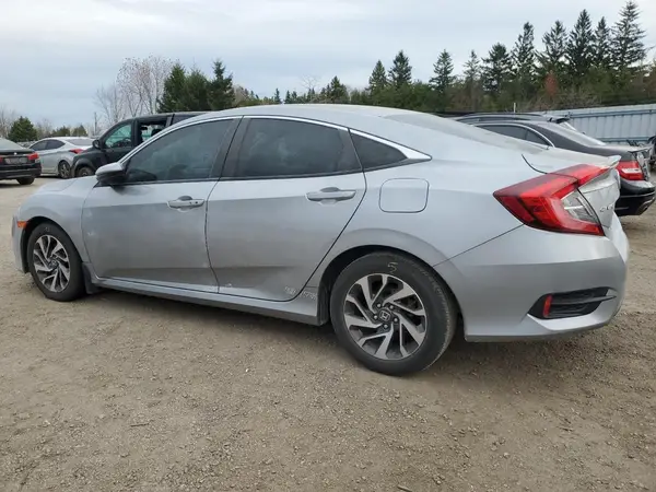 2HGFC2F6XJH042070 2018 HONDA CIVIC - Image 2