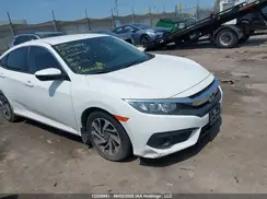 2HGFC2F6XJH043302 2018 HONDA CIVIC