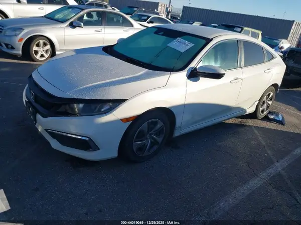 2HGFC2F6XKH504824 2019 HONDA CIVIC - Image 2