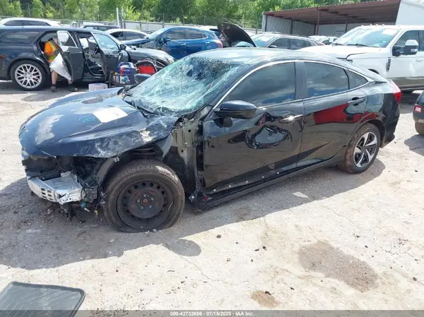 2HGFC2F6XKH532333 2019 HONDA CIVIC - Image 2