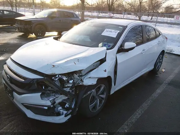 2HGFC2F6XKH548015 2019 HONDA CIVIC - Image 2
