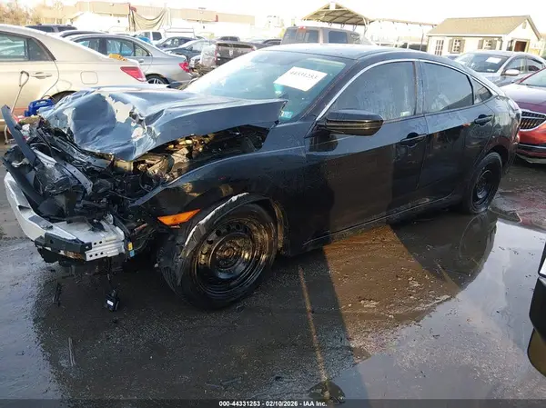 2HGFC2F6XKH555403 2019 HONDA CIVIC - Image 2