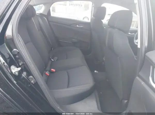 2HGFC2F6XKH556163 2019 HONDA CIVIC - Image 8