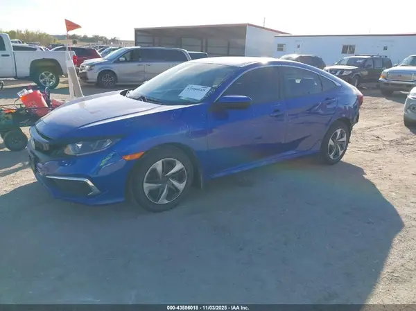2HGFC2F6XKH585887 2019 HONDA CIVIC - Image 2