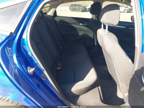 2HGFC2F6XKH585887 2019 HONDA CIVIC - Image 8
