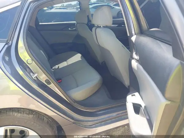 2HGFC2F6XKH589244 2019 HONDA CIVIC - Image 8