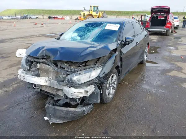 2HGFC2F6XKH594749 2019 HONDA CIVIC - Image 2