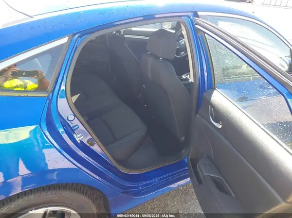 2HGFC2F6XKH599921 2019 HONDA CIVIC - Image 8