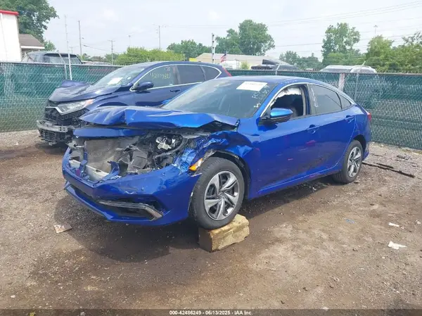 2HGFC2F6XLH558769 2020 HONDA CIVIC - Image 2