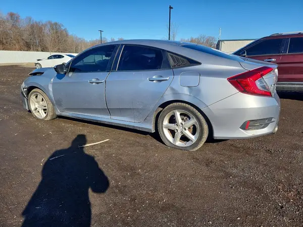 2HGFC2F6XLH560134 2020 HONDA CIVIC - Image 2