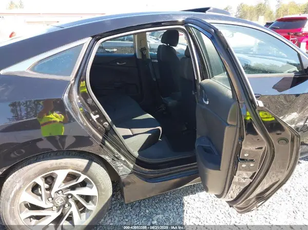 2HGFC2F70GH504539 2016 HONDA CIVIC - Image 8