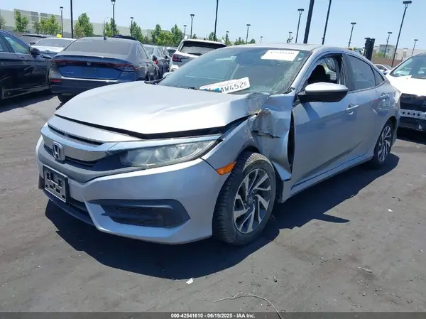 2HGFC2F70GH565602 2016 HONDA CIVIC - Image 2