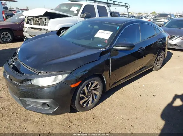 2HGFC2F70HH504428 2017 HONDA CIVIC - Image 2
