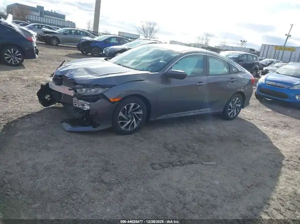 2HGFC2F70HH564063 2017 HONDA CIVIC - Image 2