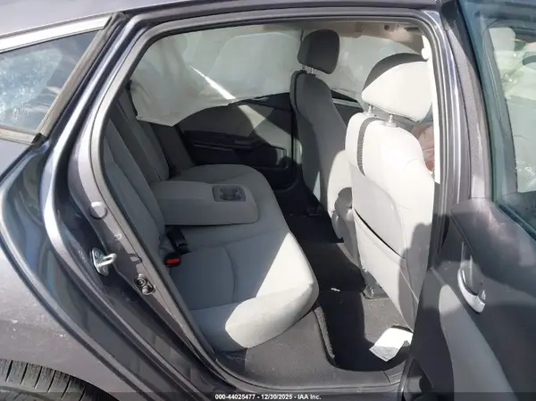 2HGFC2F70HH564063 2017 HONDA CIVIC - Image 8