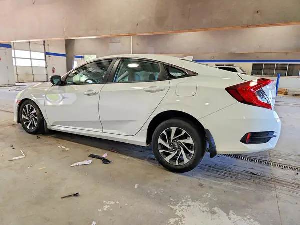 2HGFC2F70HH574124 2017 HONDA CIVIC - Image 2