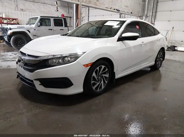 2HGFC2F70JH500143 2018 HONDA CIVIC - Image 2