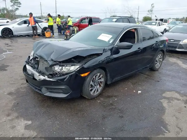 2HGFC2F70JH511787 2018 HONDA CIVIC - Image 2