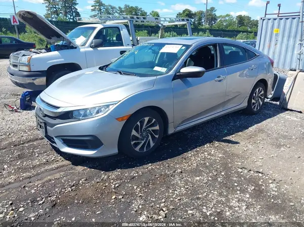 2HGFC2F70JH515225 2018 HONDA CIVIC - Image 2