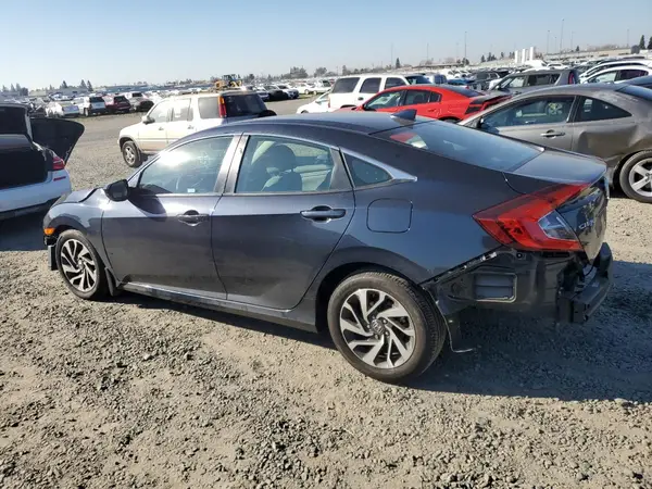 2HGFC2F70JH520120 2018 HONDA CIVIC - Image 2