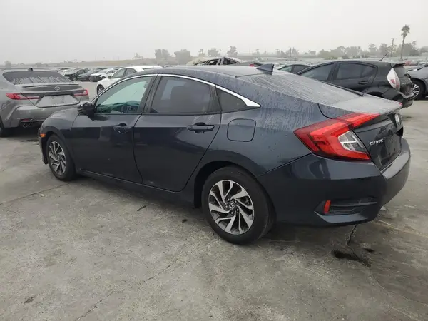 2HGFC2F70JH525348 2018 HONDA CIVIC - Image 2