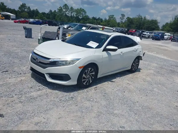 2HGFC2F70JH530632 2018 HONDA CIVIC - Image 2