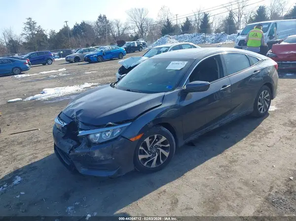 2HGFC2F70JH531229 2018 HONDA CIVIC - Image 2