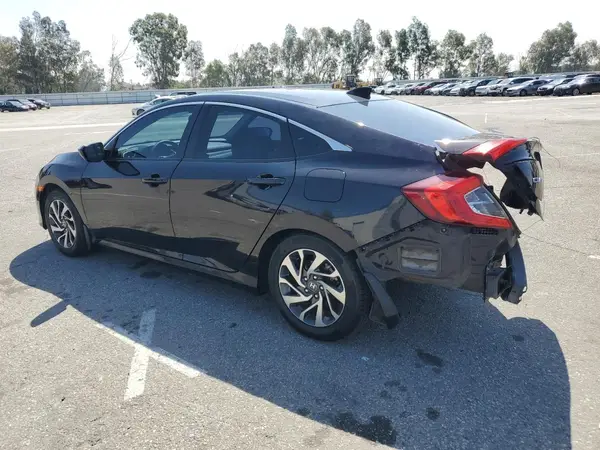 2HGFC2F70JH536298 2018 HONDA CIVIC - Image 2
