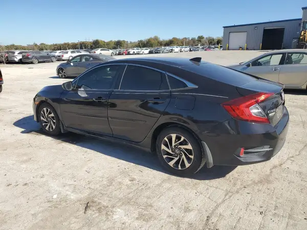 2HGFC2F70JH536446 2018 HONDA CIVIC - Image 2