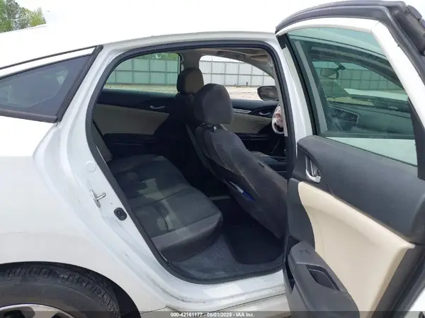 2HGFC2F70JH546099 2018 HONDA CIVIC - Image 8
