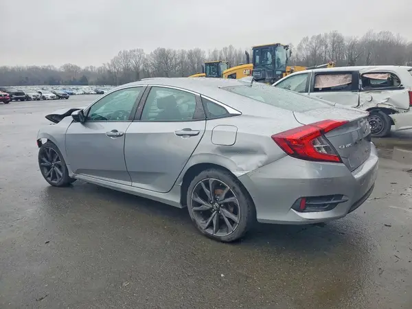 2HGFC2F70JH547804 2018 HONDA CIVIC - Image 2