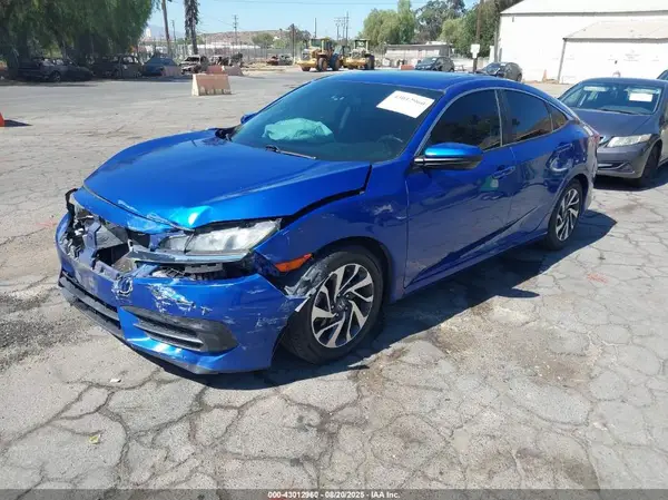 2HGFC2F70JH554087 2018 HONDA CIVIC - Image 2