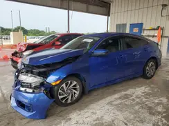 2HGFC2F70JH555532 2018 HONDA CIVIC