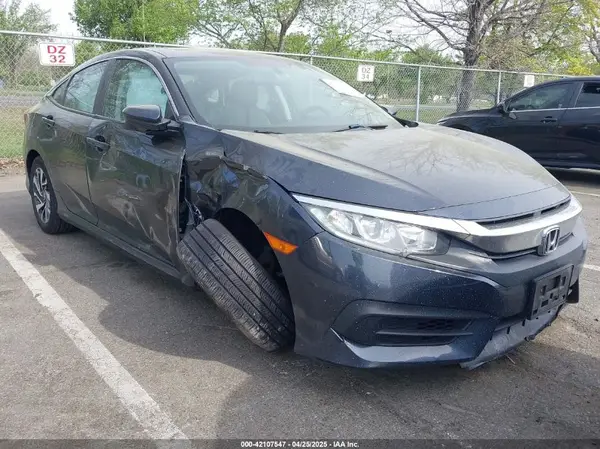 2HGFC2F70JH556275 2018 HONDA CIVIC - Image 1