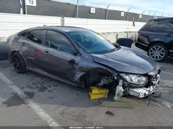 2HGFC2F70JH556745 2018 HONDA CIVIC
