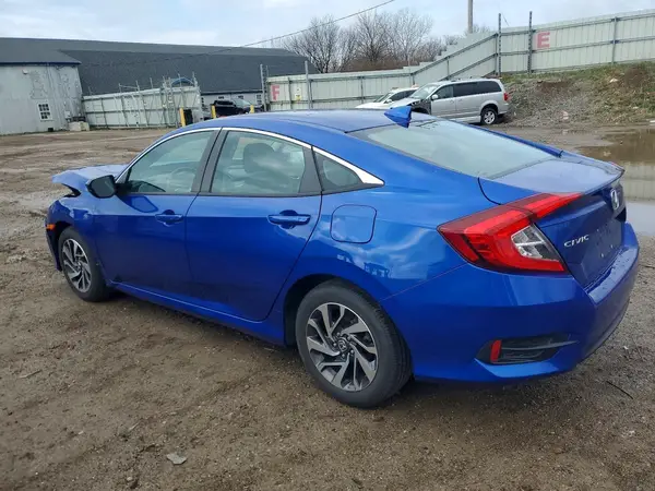 2HGFC2F70JH558981 2018 HONDA CIVIC - Image 2