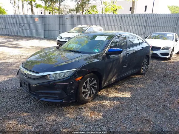 2HGFC2F70JH560293 2018 HONDA CIVIC - Image 2