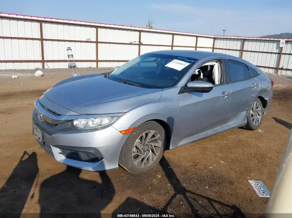 2HGFC2F70JH561301 2018 HONDA CIVIC - Image 2