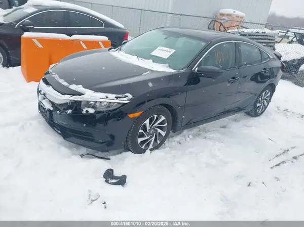 2HGFC2F70JH563081 2018 HONDA CIVIC - Image 2
