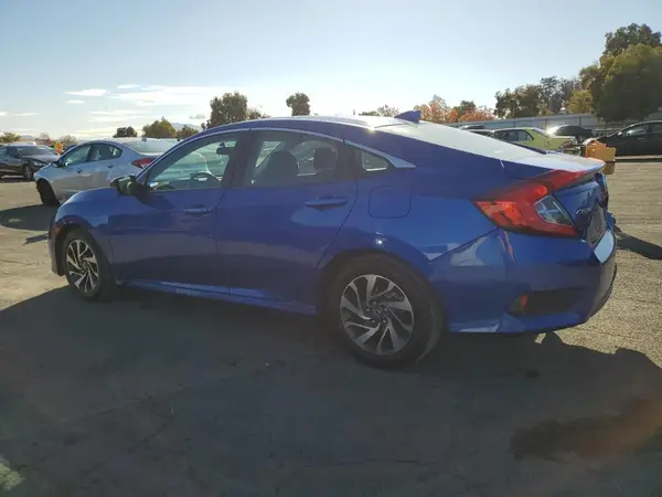 2HGFC2F70JH565137 2018 HONDA CIVIC - Image 2