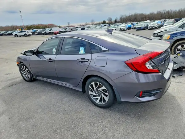 2HGFC2F70JH569429 2018 HONDA CIVIC - Image 2
